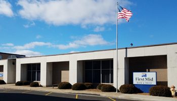 Altamont, IL First Mid Banking Location