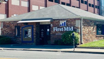 Columbia, IL First Mid Banking Location on 5th St.