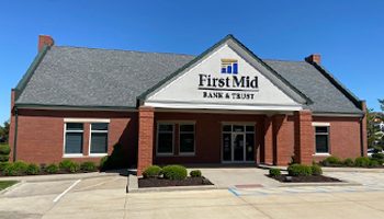 Columbia First Mid Banking Branch on Forum Blvd